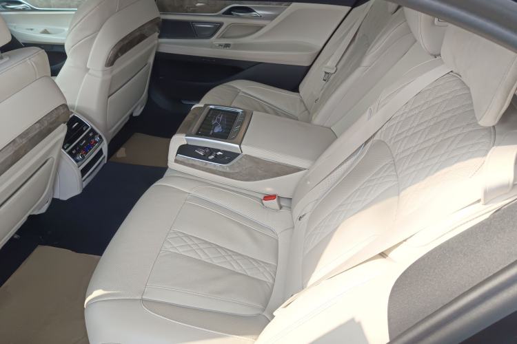 Used BMW 7 Series 2021 740Li Leading Edition Luxury Package
