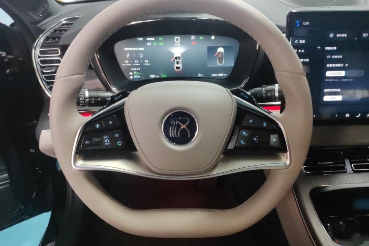 Used BYD Han 2025 DM-i Intelligent Driving Edition 125KM LiDAR Flagship Model
