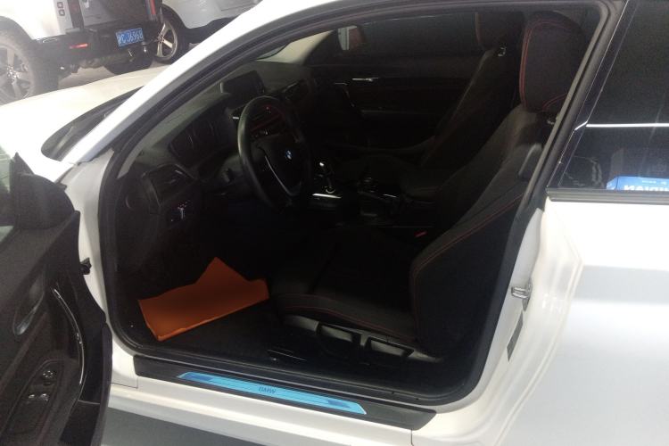 Used BMW 2 Series (Import) 2018 220i Sport Design Package
