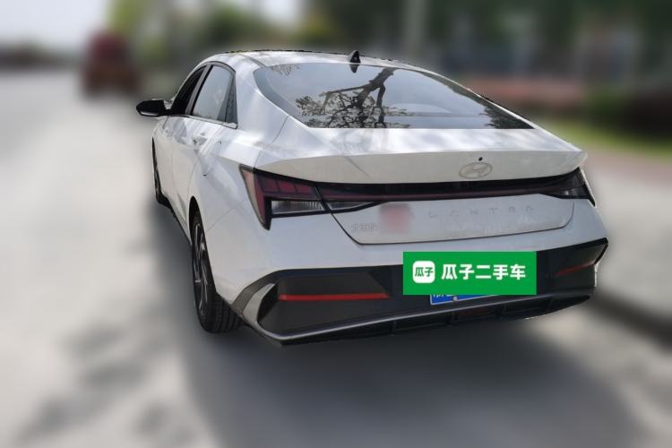 Used Hyundai Elantra 2023 1.5L CVT LUX Prestige Edition Rear Left 45 Deg