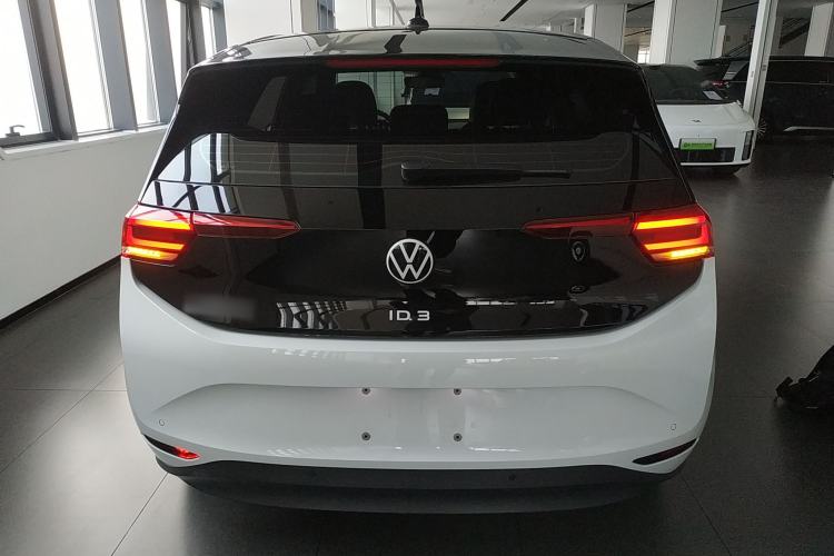 Used Volkswagen ID.3 2024 Pure & Smart Edition
