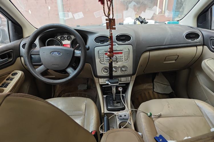 Used Ford Focus 2011 Sedan 1.8L Automatic Fashion Edition
