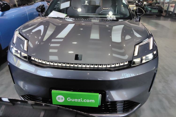 Used Lynk & Co 08 EM-P 2023 220 km Limited-Time Edition
