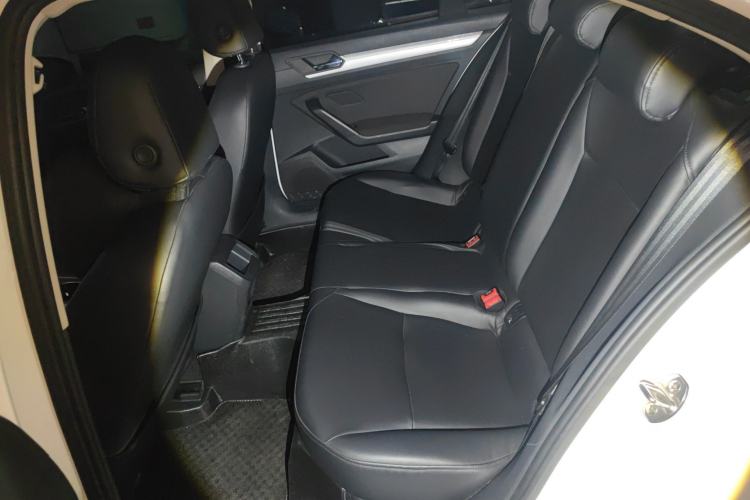 Used Volkswagen Lamando 2019 230TSI DSG Fashion Edition China VI
