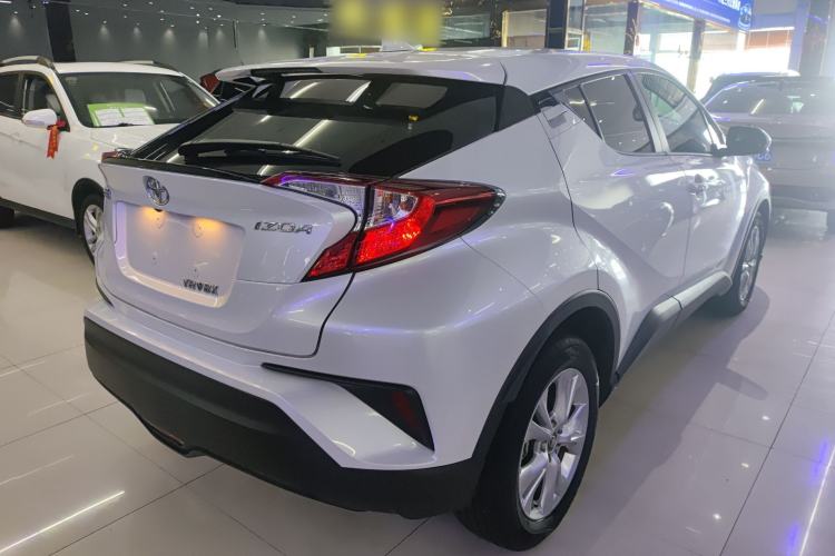 Used Toyota IZOA 2022 2.0L Yixing Version
