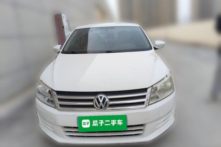 Used Volkswagen Santana 2015 1.6L Manual Fashion Edition Front