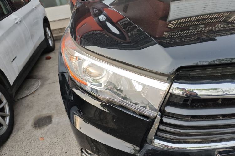 Used Toyota Highlander 2015 2.0T Four-Wheel Drive Luxury Edition 7-Seater Right Front Headlight