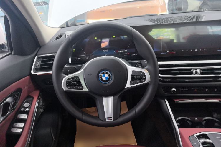 Used BMW i3 2024 eDrive 35 L
