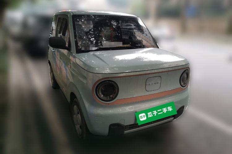 Used Geely Galaxy Panda 2024 Panda Mini 200km Endurance Bear Front Right 45 Deg