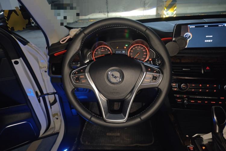 Used Hanteng X7 2016 2.0T DCT Luxury Edition Steering Wheel