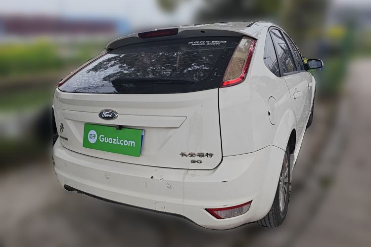 Used Ford Focus 2013 Hatchback Classic 1.8L Manual Fashion Edition
