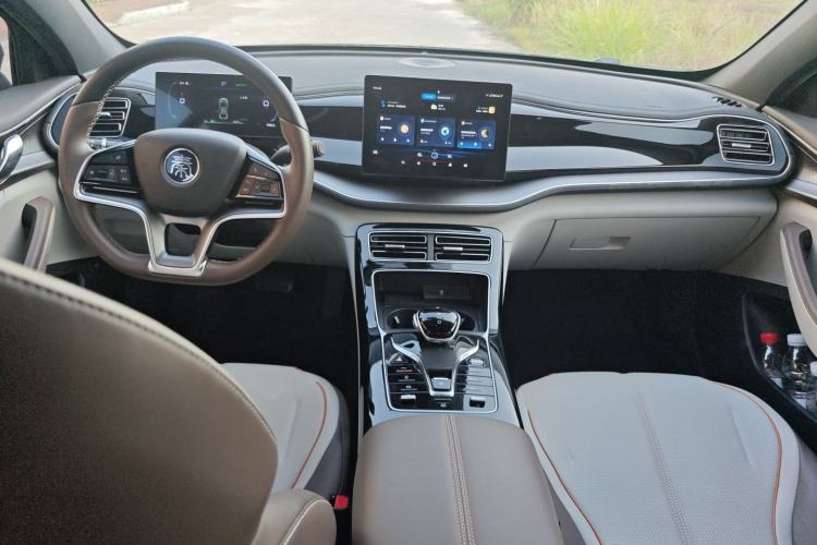 Used BYD Qin PLUS 2024 Honor Edition EV 420KM Leading Model