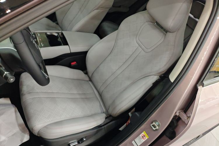 Used BYD Yuan UP 2024 401KM Beyond Edition
