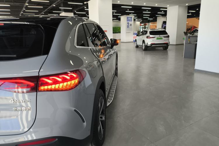 Used Mercedes-Benz EQE SUV 2023 350 4MATIC Pioneer Edition