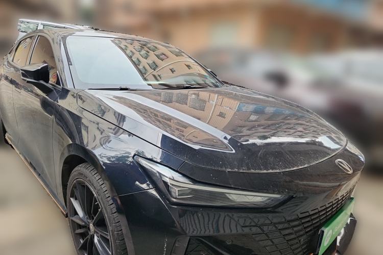 Used CHANGAN UNI-V 2022 1.5T Sport Edition
