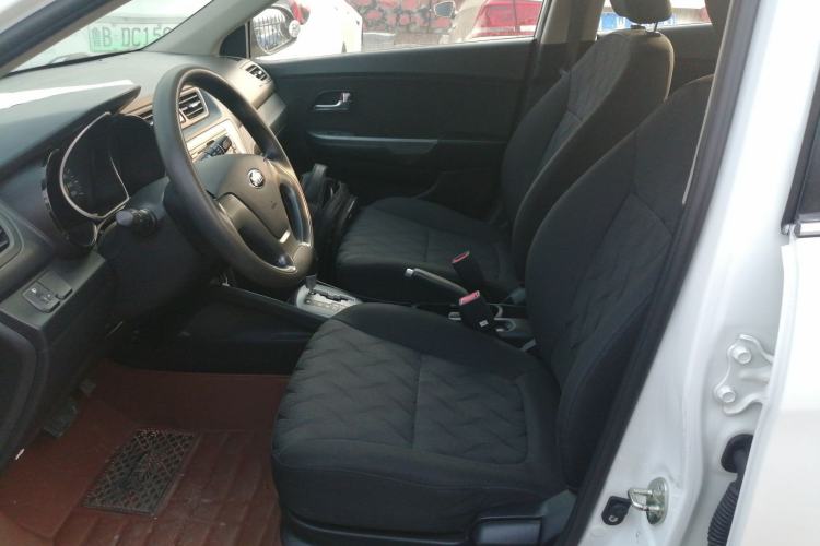 Used Kia K2 2015 Sedan 1.4L Automatic GLS