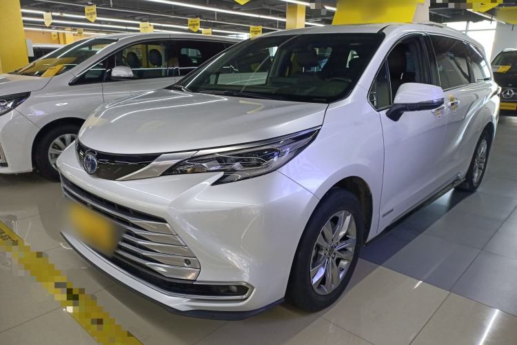 Used Toyota Sienna 2021 2.5L Hybrid Platinum Edition