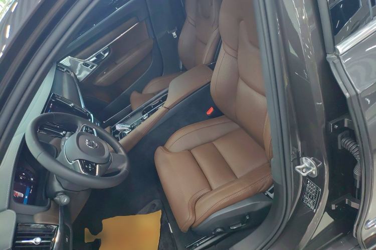 Used Volvo S90 2023 B5 Luxury Smart Edition