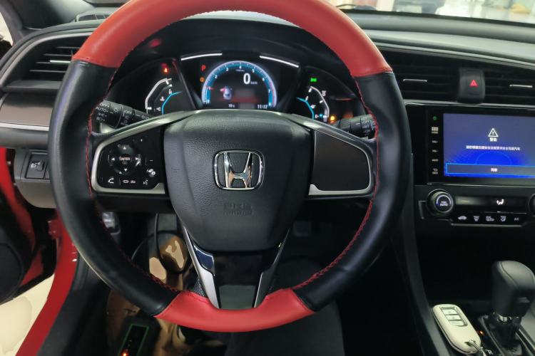 Used Honda Civic 2021 HATCHBACK 220TURBO CVT New Trendsetter Steering Wheel
