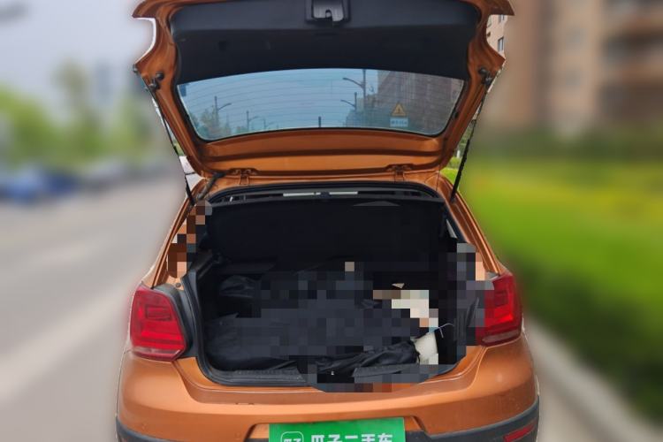 Used Volkswagen Polo 2014 1.6L Cross Polo Automatic Trunk