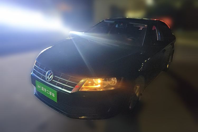 Used Volkswagen Lavida 2013 1.6L Manual Fashion Edition
