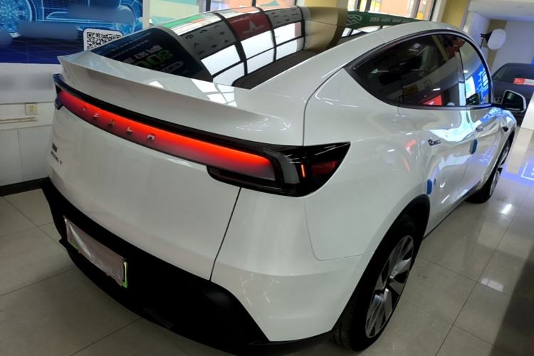 Used Tesla Model Y 2025 Rear-Wheel-Drive Version Rear Right 45 Deg