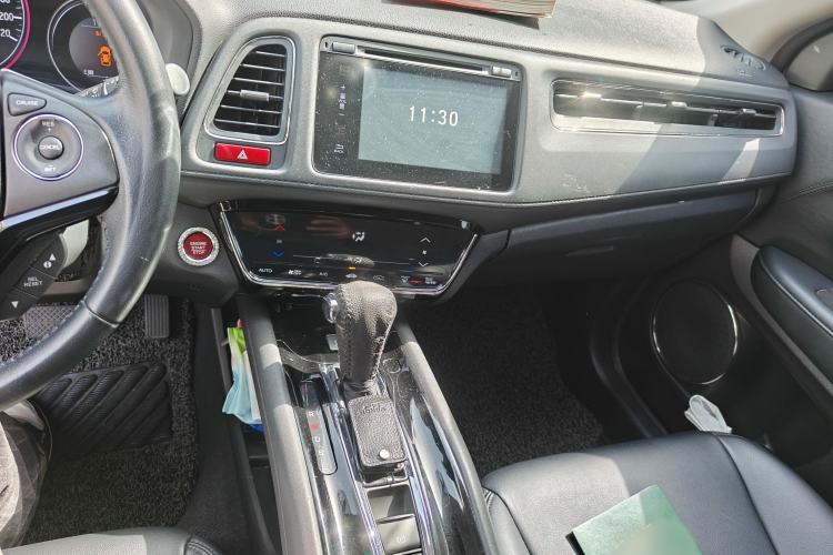 Used Honda Vezel 2015 1.8L CVT 2WD Luxury Model
