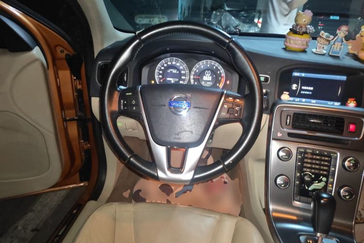Used Volvo S60 2012 T5 Zhiya Edition Steering Wheel