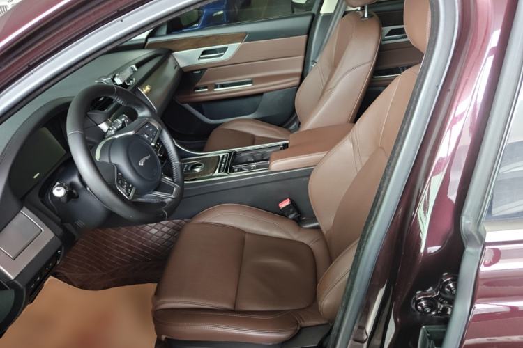 Used Jaguar XFL 2019 XFL 2.0T 250 PS Two-Wheel-Drive Luxury Edition