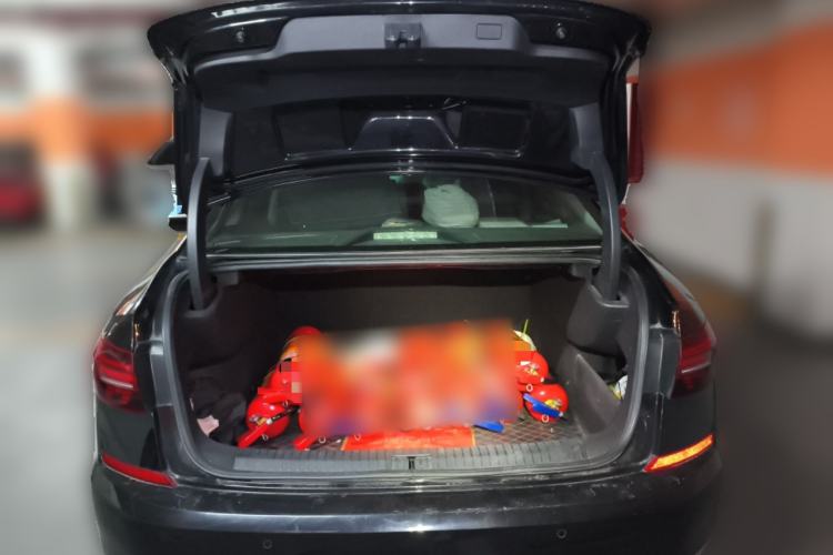 Used Volkswagen Passat 2019 330TSI Elite Edition China VI Trunk