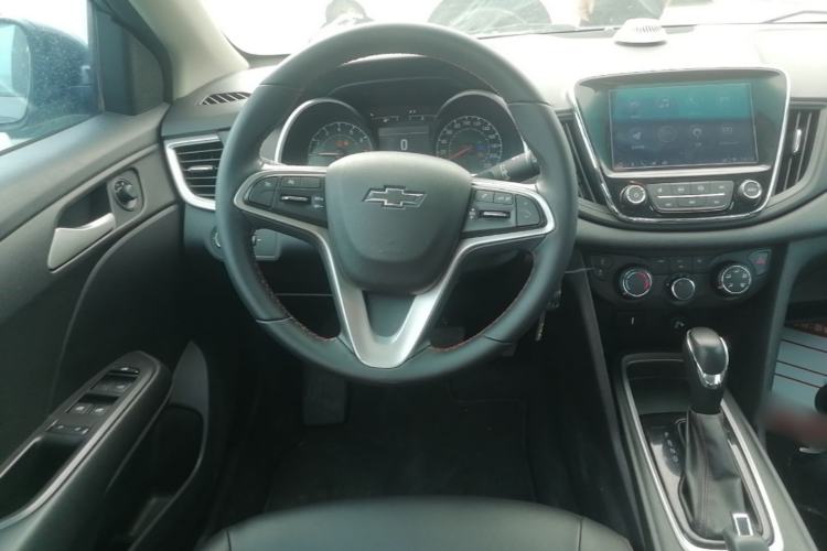 Used Chevrolet Monza 2020 Light Hybrid Redline 320T Dual-Clutch Joyful Edition Steering Wheel