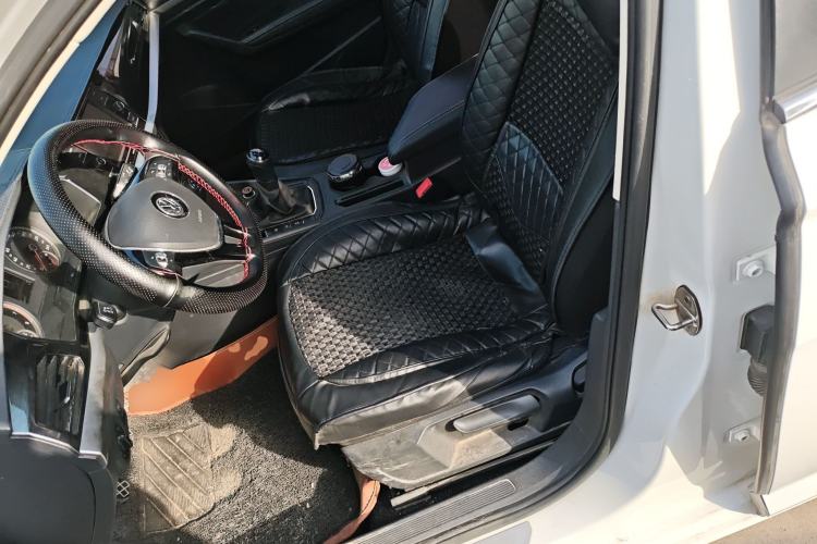 Used Volkswagen Lavida 2018 1.5L Manual Comfort Edition China V Standard Left Front Seat