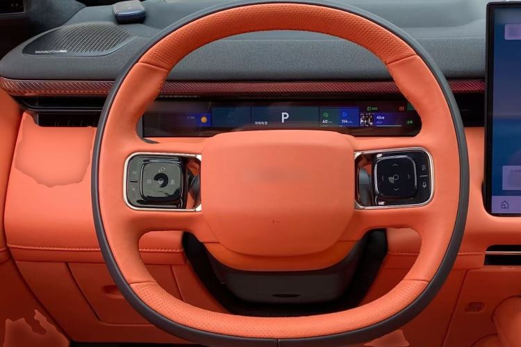 Used Lynk & Co 900 2025 1.5T Ultra Steering Wheel