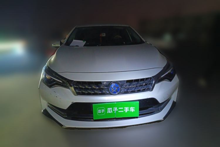 Used Venucia D60 2018 1.6L CVT Smart Connect Elite Edition