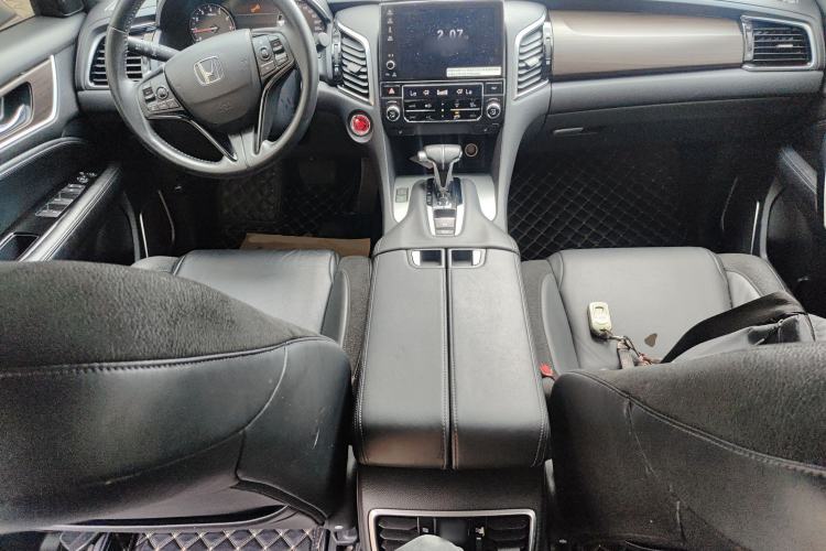 Used Honda Avancier 2019 240TURBO Two-Wheel Drive Luxury Edition Center Console