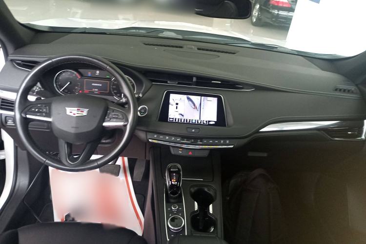 Used Cadillac XT4 2021 28T Two-Wheel Drive Tech Edition