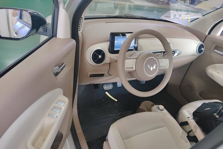 Used Wuling Hongguang MINIEV 2025 Four-Door Version Advanced Edition