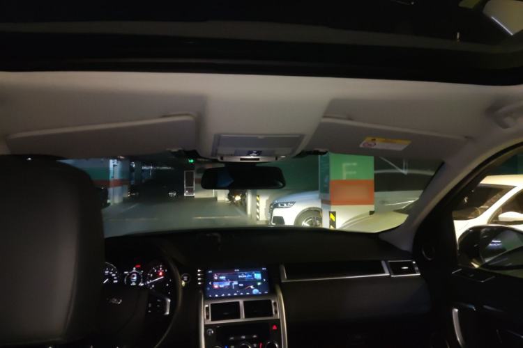 Used Land Rover Discovery Sport 2018 240 PS SE Version
