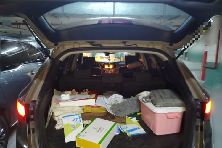 Used Hyundai Santa Fe 2013 2.4L Automatic 2WD Comfort Edition Trunk