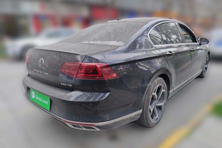 Used Volkswagen Magotan 2024 2 Million Units Zhongxiang Version 330TSI DSG Luxury Edition Rear Right 45 Deg