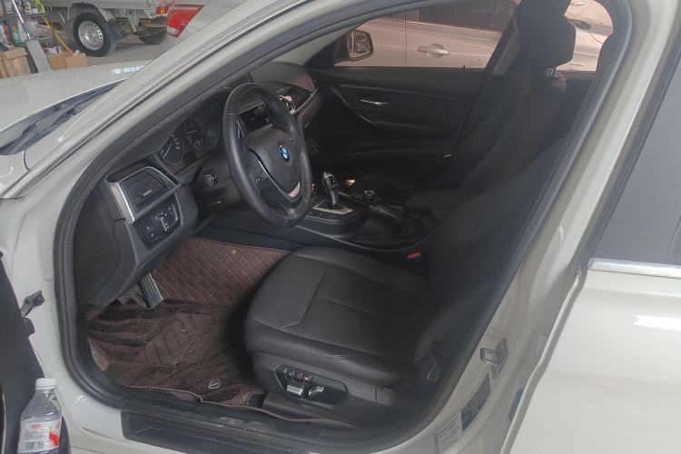 Used BMW 3 Series 2017 320Li Fashion Model
