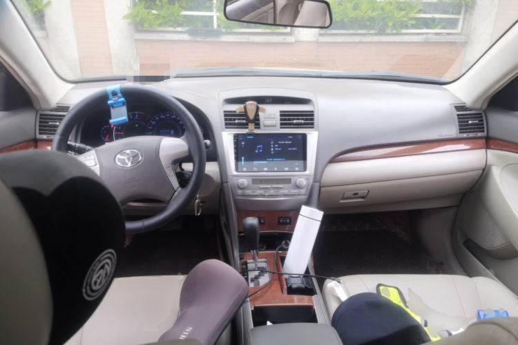 Used Toyota Camry 2013 200G Classic Luxury Edition Center Console