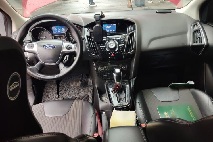 Used Ford Focus 2012 Hatchback 1.6L Automatic Fashion Edition