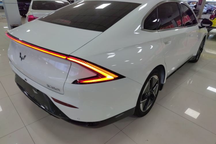 Used Wuling Xingguang 2024 Co-Creation Edition 510 Advanced Model Rear Right 45 Deg