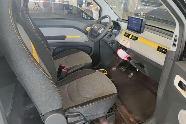 Used Chery New Energy QQ Ice Cream 2022 170km Sundae Phosphate Lithium-Ion Right Front Seat