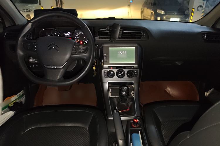 Used Citroen C4 Sega 2016 1.6L Manual Luxury Model
