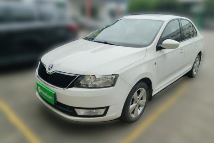 Used Skoda Rapid 2015 1.6L Automatic Smart Selection Model