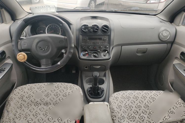 Used Wuling Hongguang 2010 1.2L Base Version China IV Standard
