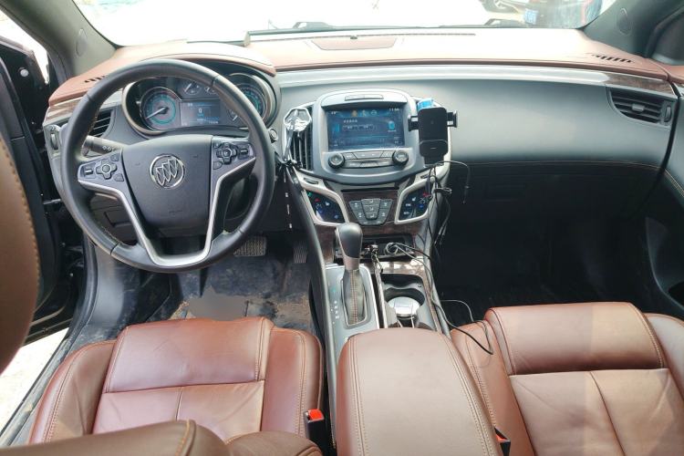 Used Buick LaCrosse 2013 2.4L SIDI Leading Comfort Version
