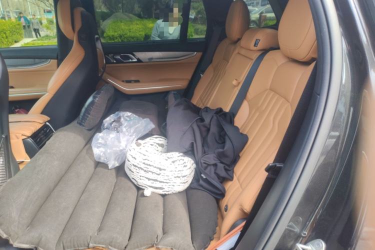 Used Lynk & Co 09 EM-P 2023 2.0TD EM-P Long-Range Version PM 7-Seater Left Rear Seat